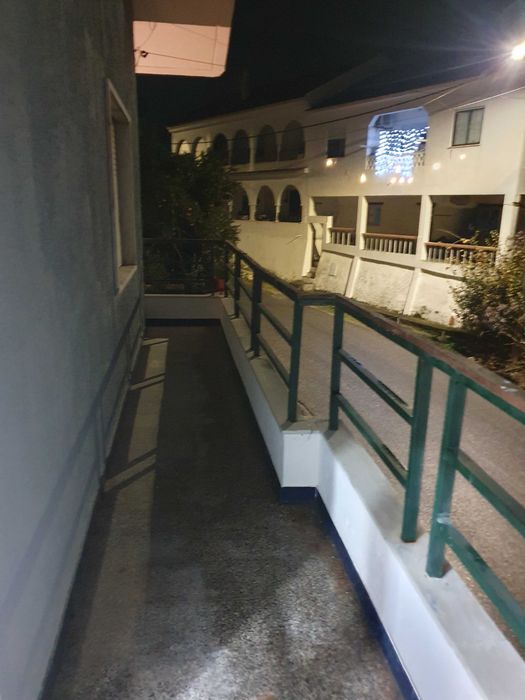 Quarto para CASAL em Azambuja c/ Varanda