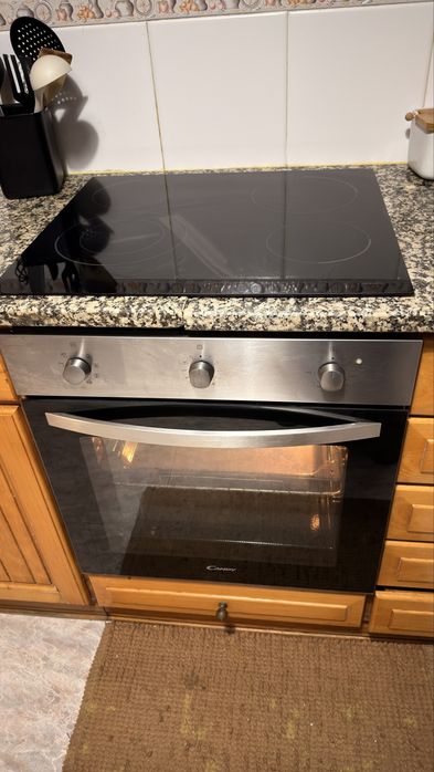 Forno eletrico e placa vitrocerâmica