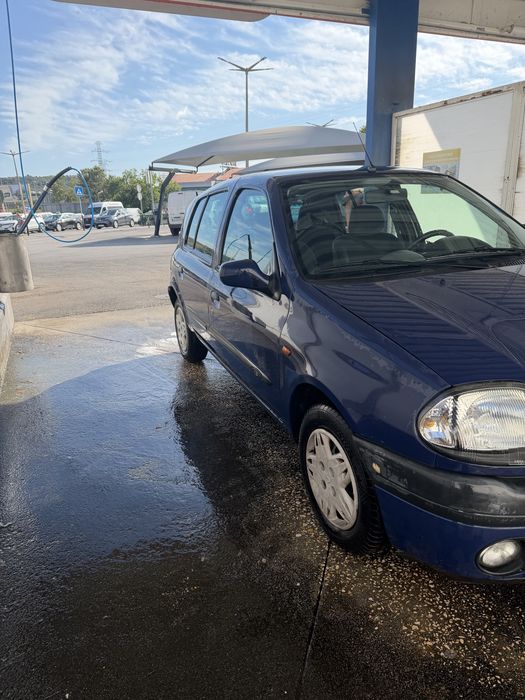 Renault Clio — fotografia 3