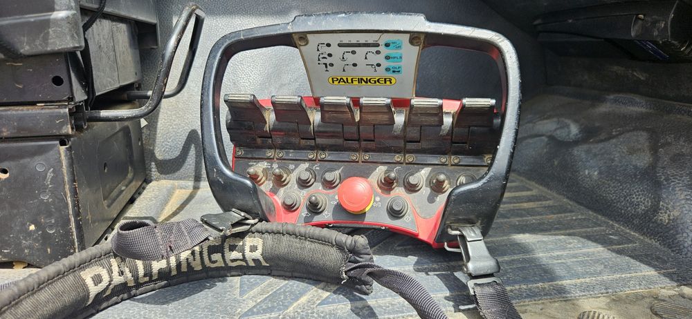 Palfinger PK 10501 radio HDS manipulator