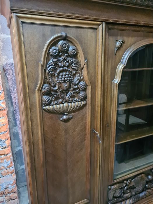 Biblioteka antyk secesja
