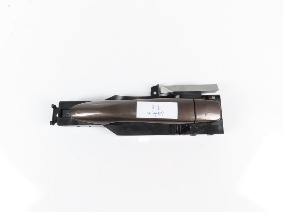 Punho da porta Esquerdo/Trás/Exterior Seminovo/ Original NISSAN QASHQAI II Close...