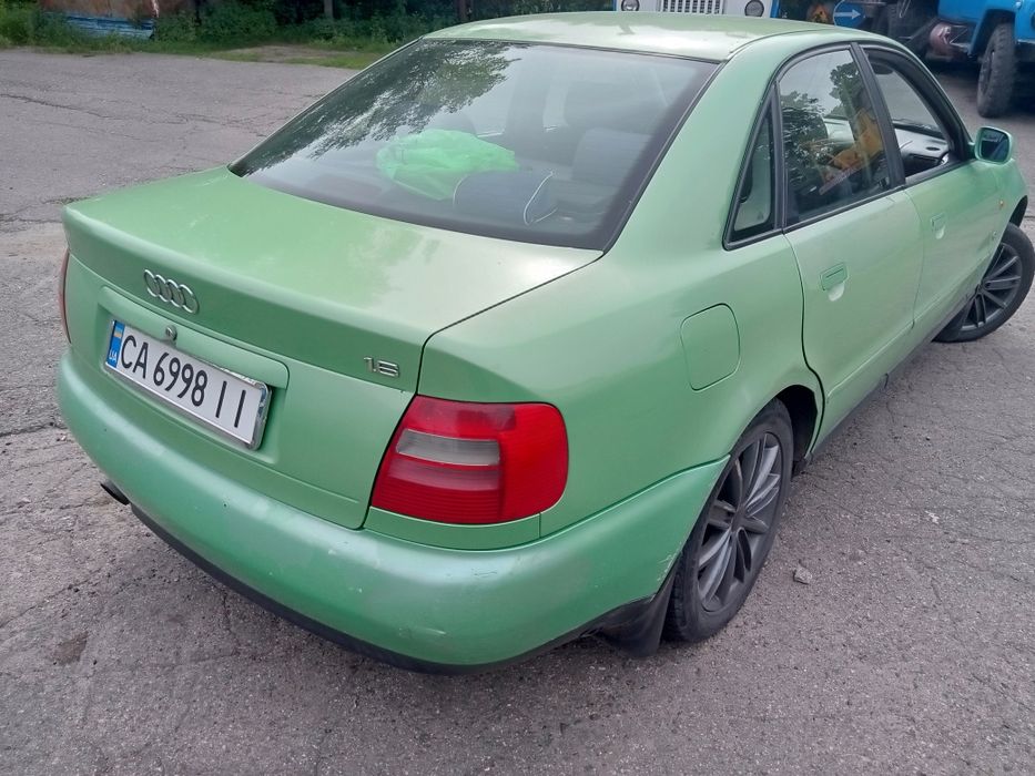 Продам Ауді а4б5
