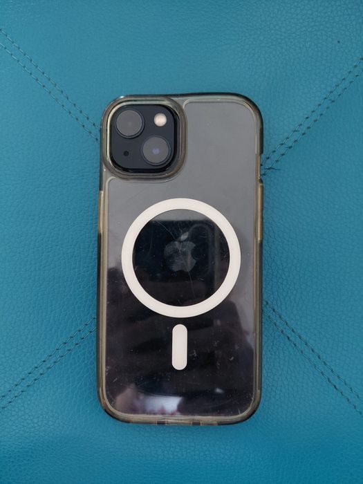 iPhone 13 em bom estado