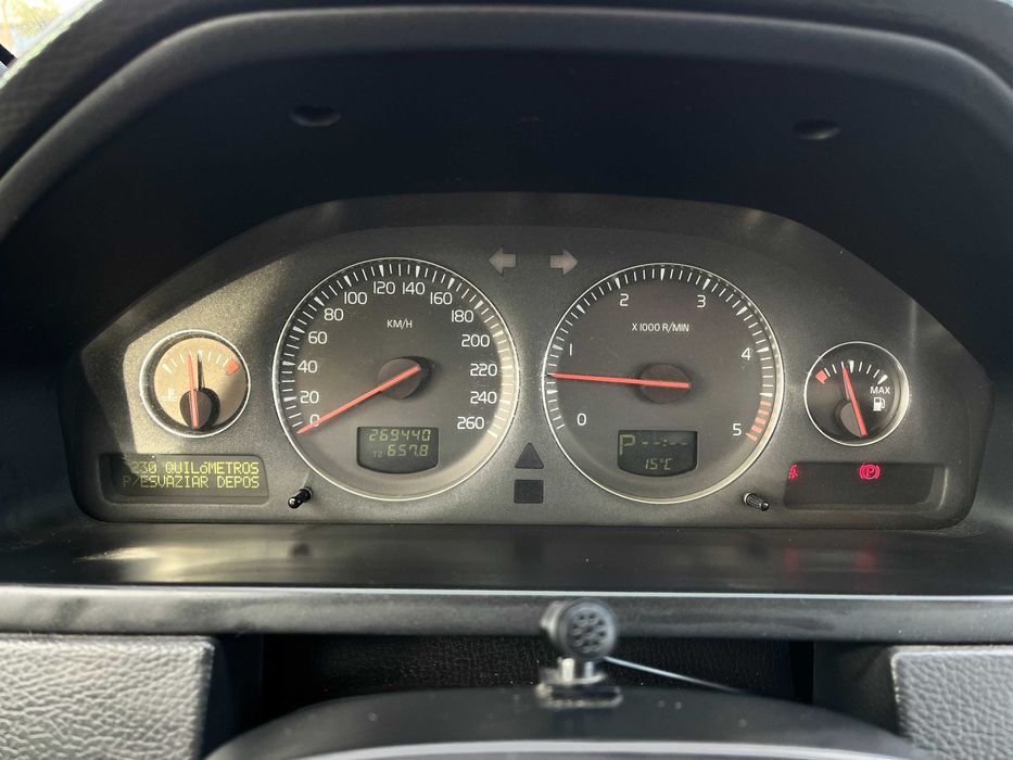 Volvo XC90 Automática + Teto + 7 Lugares