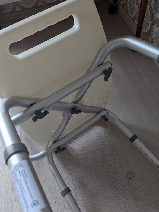 Стул для ванной и душа со спинкой OSD-BL610201
OSD-BL610201