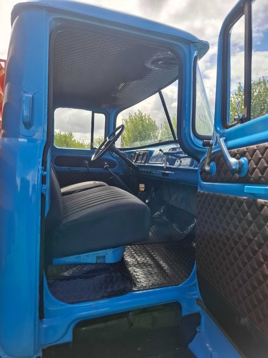 Продам ЗИЛ 130 самосвал