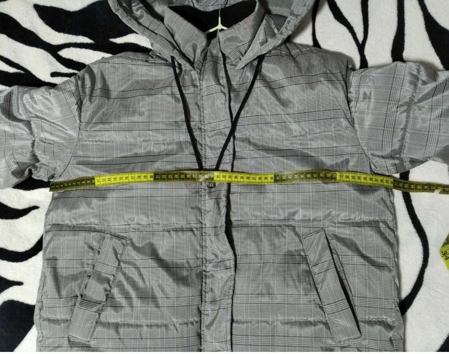 Куртка жіноча зимова демісезонна Forever 21 з капюшоном, оверсайз