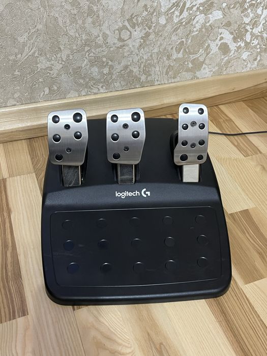 РУЛЬ Logitech g29 Стан як новий