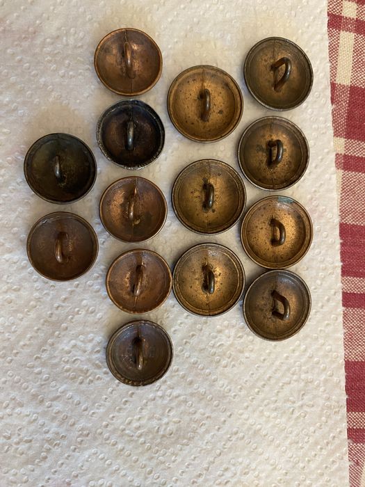 Guziki PKP kolejarza.