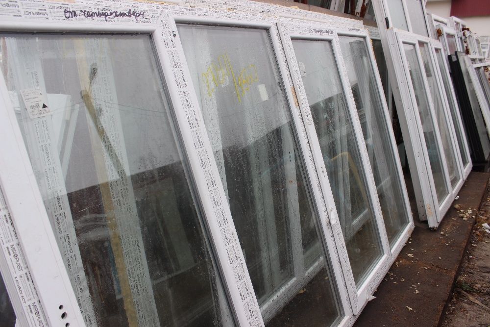 Балконные рамы б\у металлопластиковые окна двери б\у всех размеров.