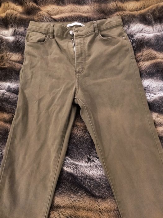 Calças verdes Lefties