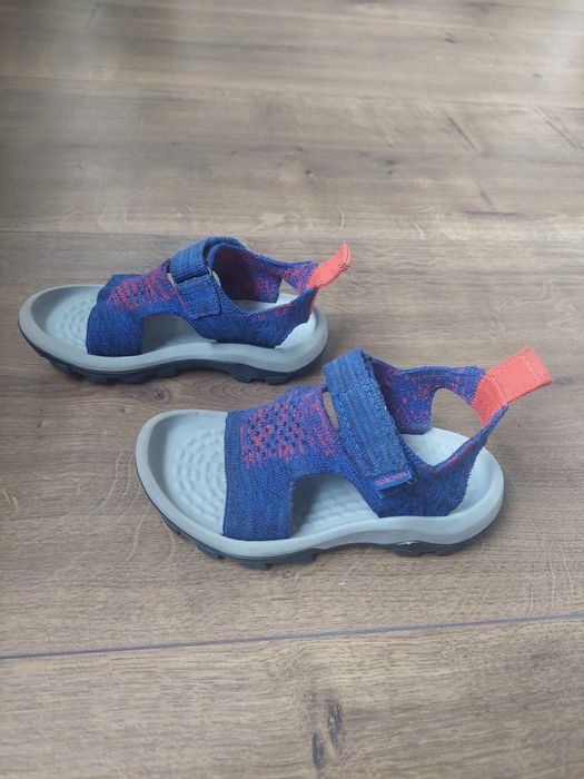 Sandałki trekkingowe r.28 Decathlon