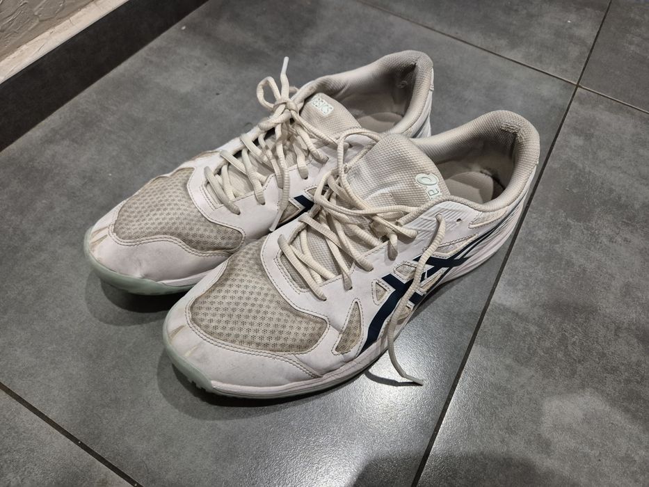 Buty siatkarskie firmy asics. Rozmiar 47