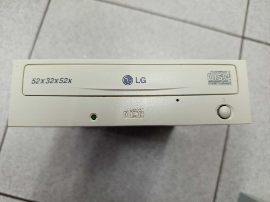 LG MultiDrive CD/ CD RW / DVD / DVD RW