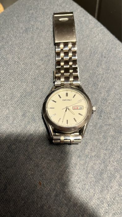 SEIKO zegarek męski 39mm na bransolecie kwarc