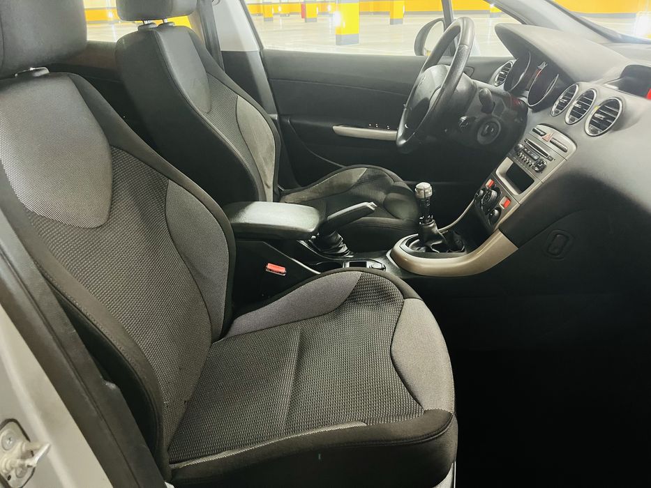 Peugeot 308 1.6 hdi .. 2010