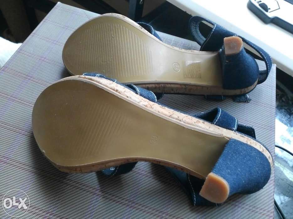 Buty szpilki sandały