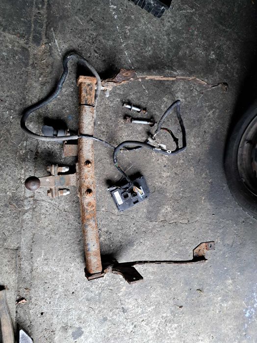 Hak holowniczy z wiązką modułem Peugeot Expert II Citroen Jumpy 2 06r-