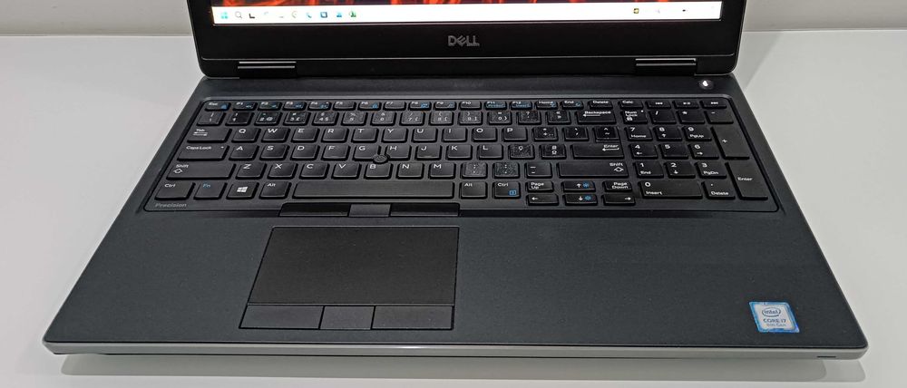 Dell Precision 15 7530-Ecrã 15.6FHD/i7/NVME/32GB RAM/Gráfica Nvidia