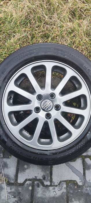 Felgi oryginalne aluminiowe volvo 16 cali