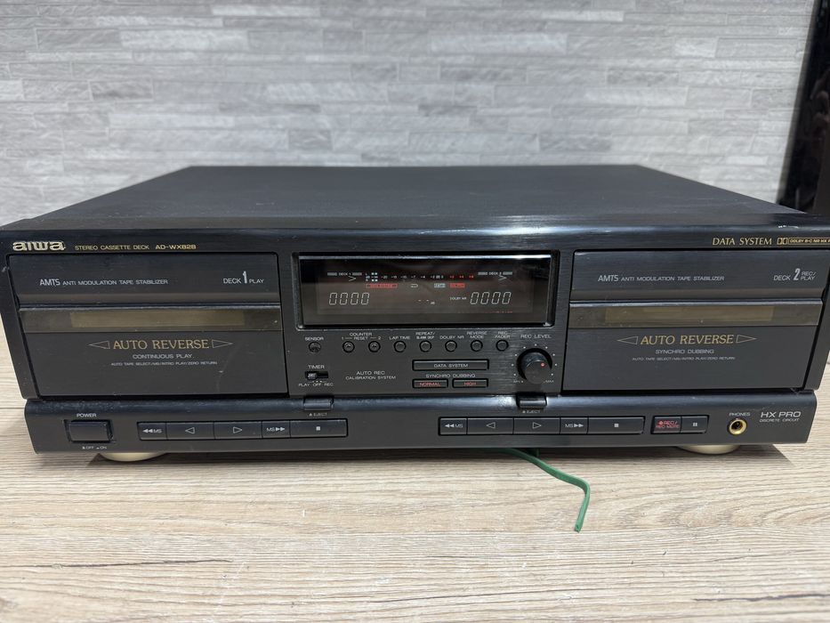 Aiwa AD-WX828 касетна дека / магнітофон