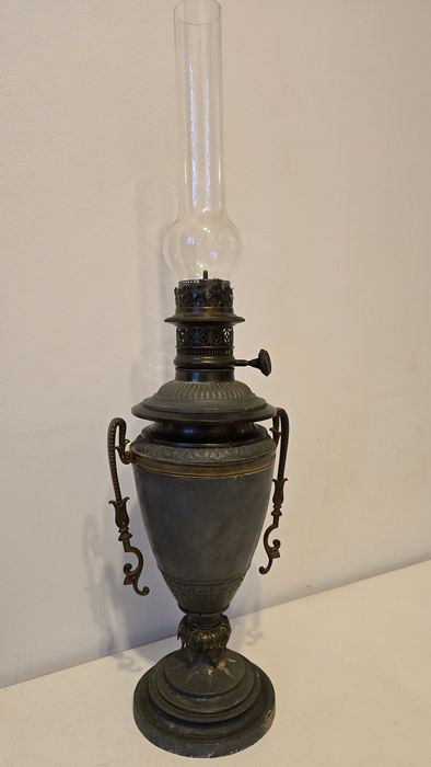 Lampa naftowa secesyjna XIX wiek
