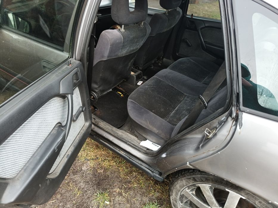 Продам Opel Vectra A 2,0 бензин