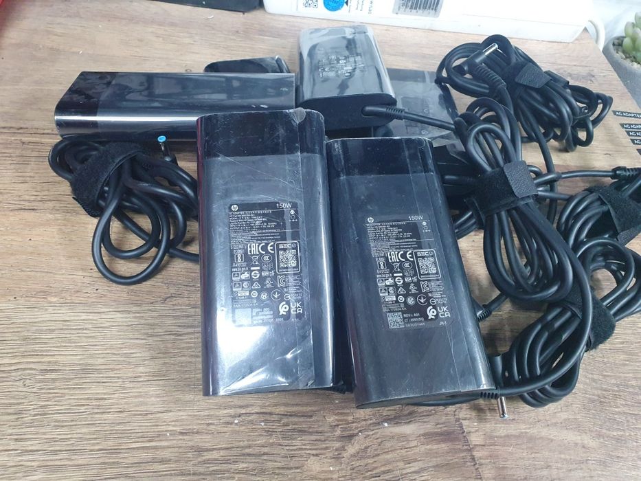 Блок питания зарядное зарядка HP 150w 4.5×3.0mm Blue Pin slim оригінал