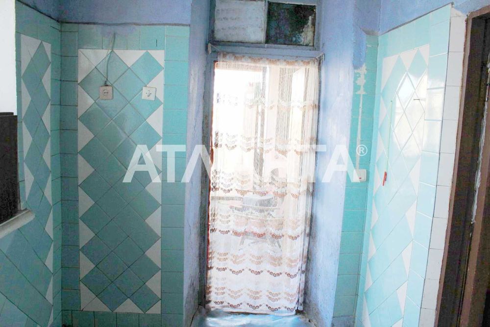 Дом в центре села Александровка