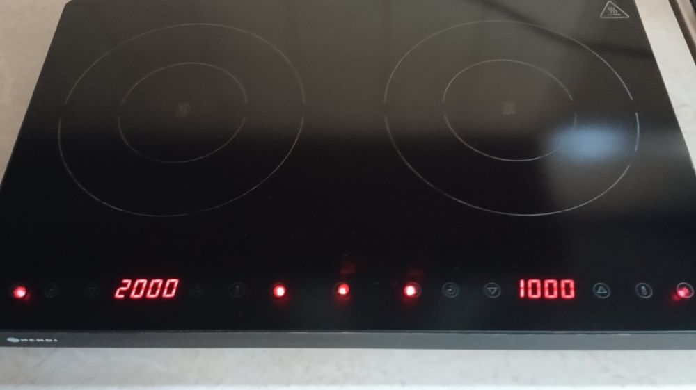 Індукційна плита HENDI