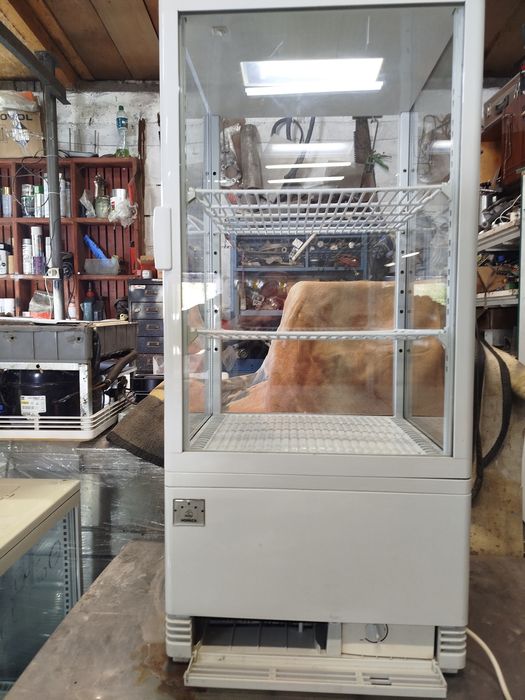 Холодильна вітрина Bartscher