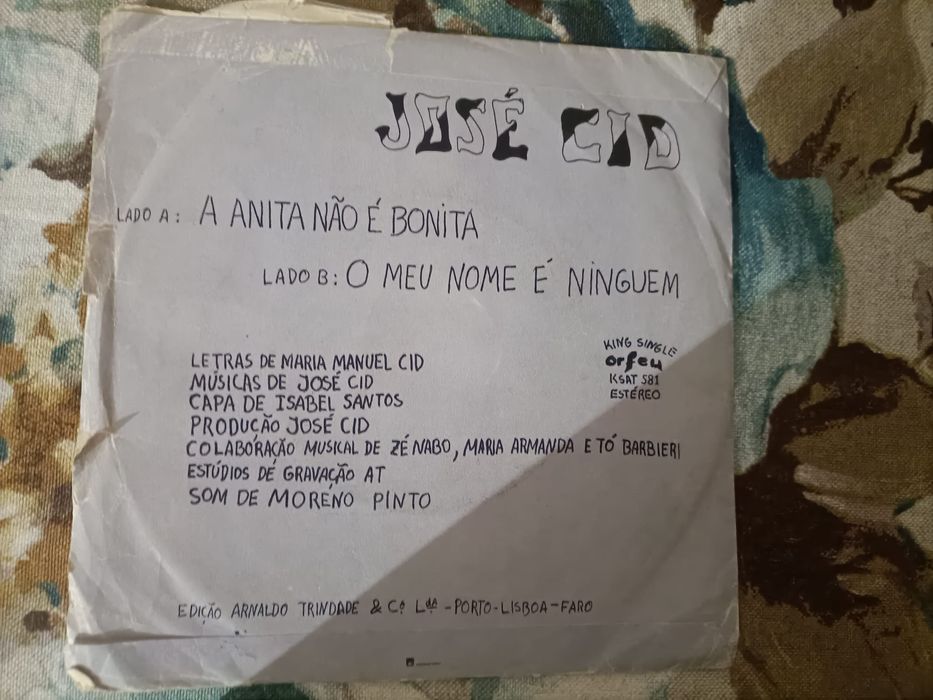 Dois discos vinil do José Cid