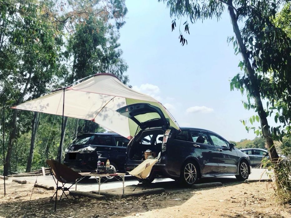 Tenda Traseira Portátil de Carro