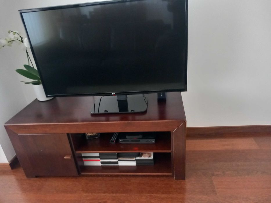 Móvel televisão