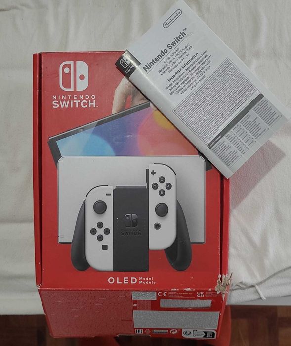 Nitendo Switch Oled + 4 Jogos