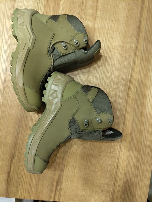 Куртка бомбер нова берци нові 42 розмір ліска нова