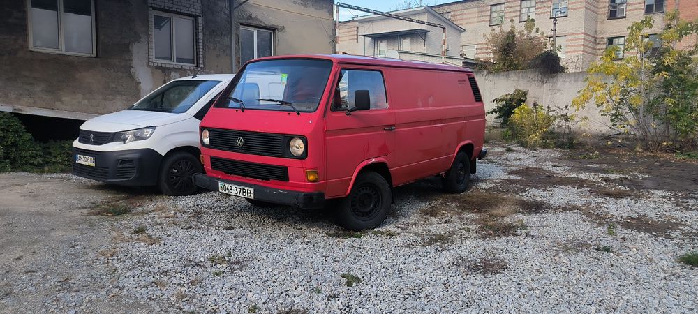 VIN WV2ZZZ25ZFH062060 фото оголошення 3 з 16