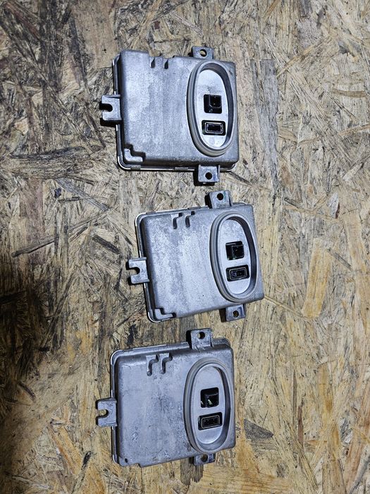 Przetwornica Bmw E90 E91 E92 E93 Volvo XC70 V70 S80 lampy xenonu moduł