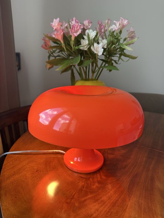Lampa stołowa donut