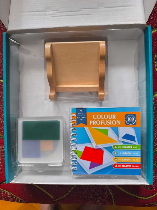 Логічна гра-головоломка - Кольоровий код "Figure cascading shadow"