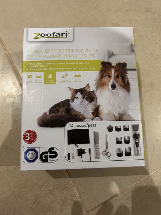 Máquina de tosquiar gatos e cães.