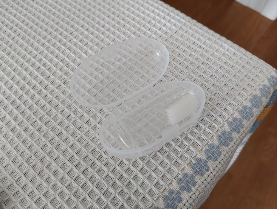 Vendo bomba de tirar leite com acessórios