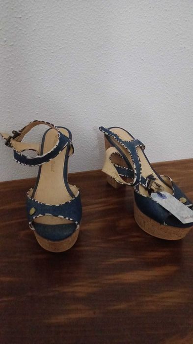 Sandálias ganga da Salsa