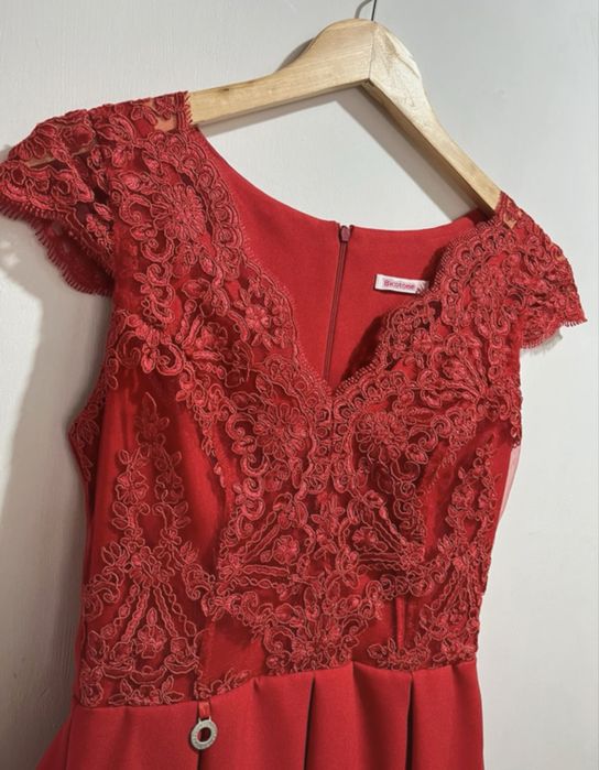 Elegancka sukienka damska midi koktajlowa S