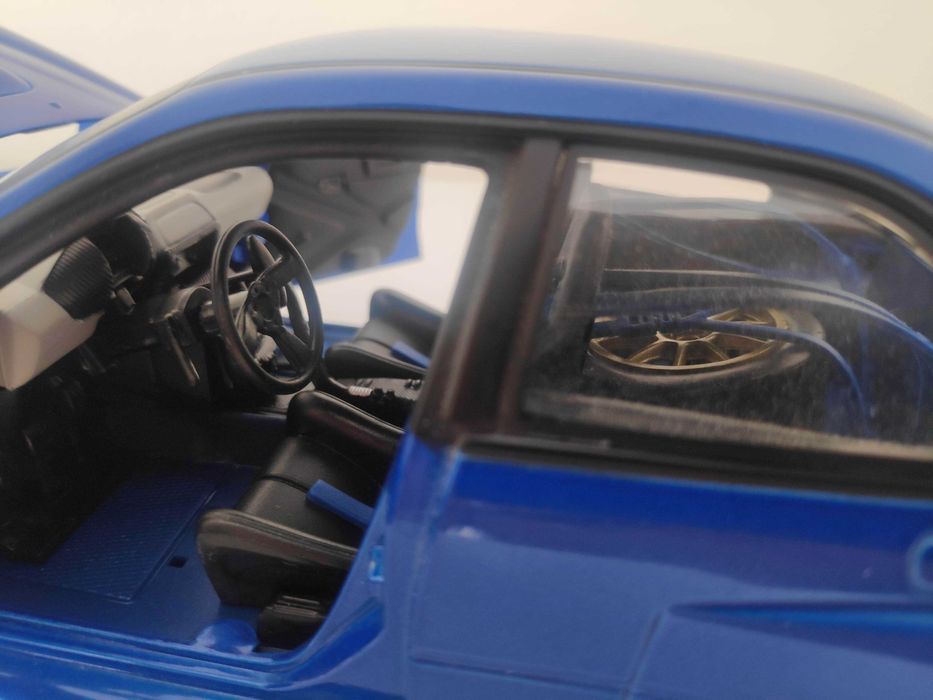 subaru impreza, escala 1:18