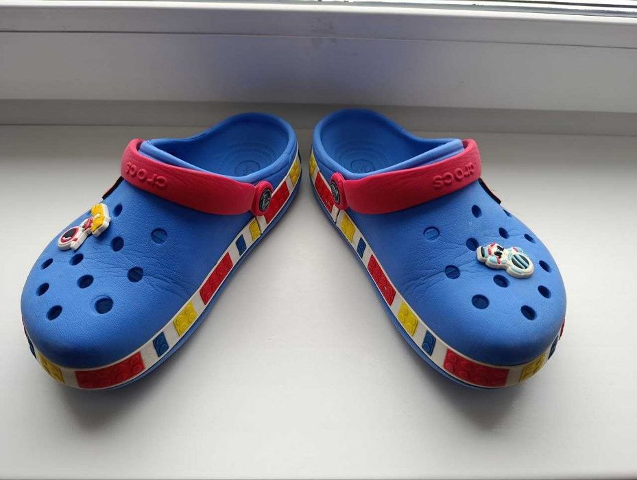 Шкільне взуття на хлопчика устілка 21 см - CROCS, макасини, туфлі, балетки