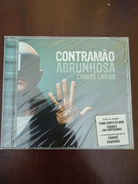 Vários CDs de música piaf