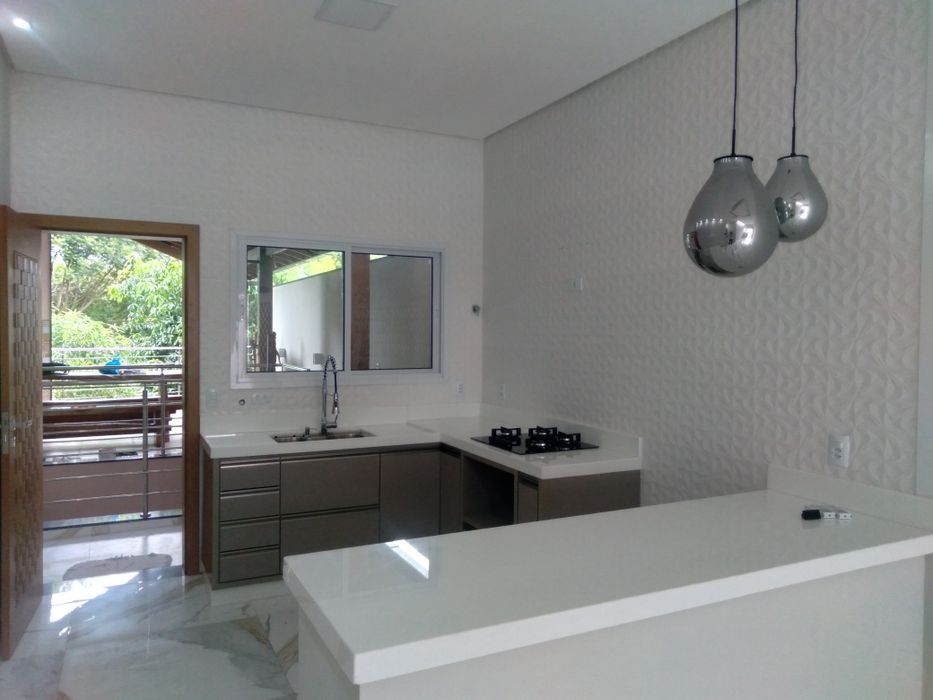 Construction and Renovations507624948845127681