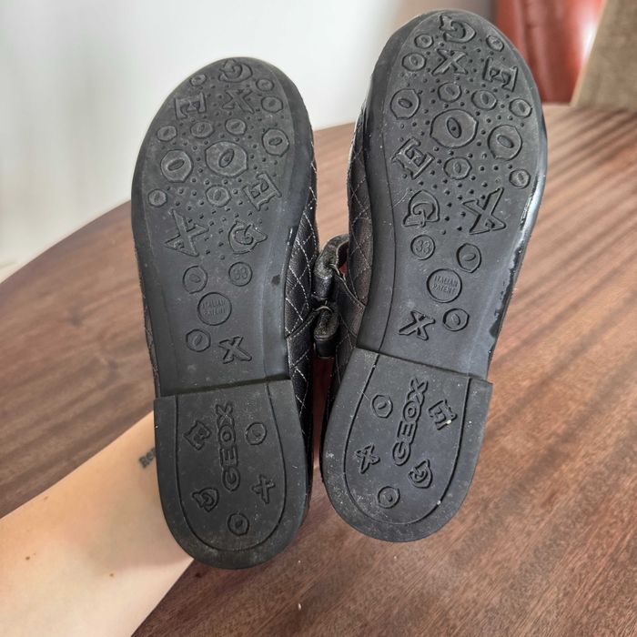 Sabrinas Pretas Geox